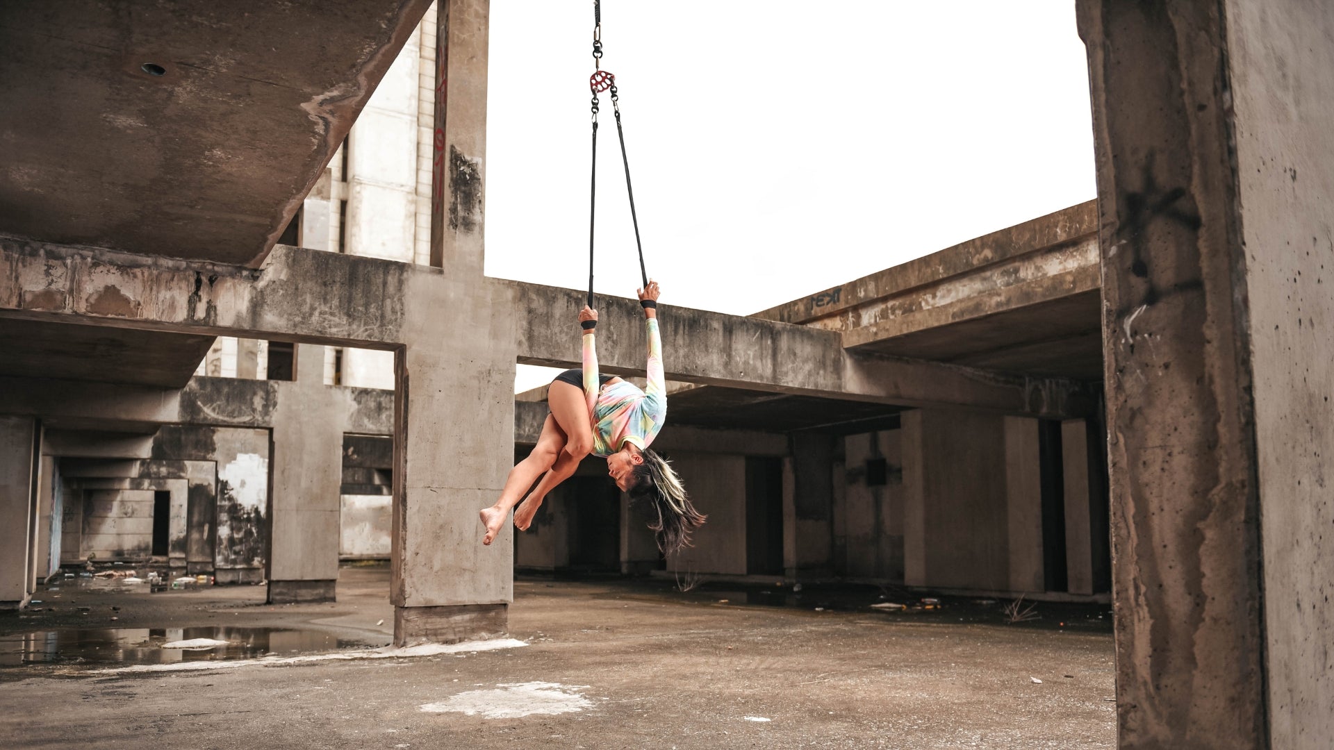 Aerial-obsessed-straps-body-loops-soft-velvet